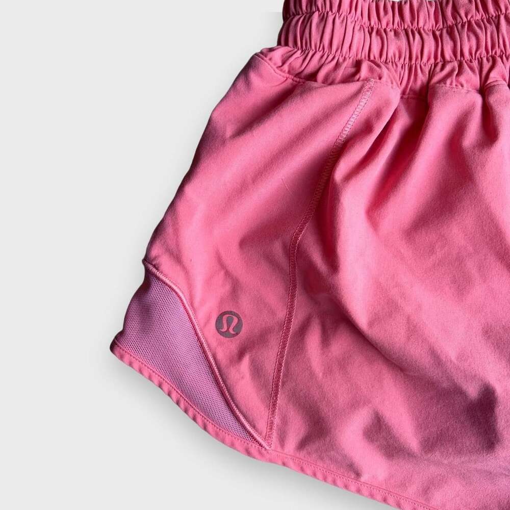 Lululemon Hotty Hot Shorts Size 2 Pink Lined Running Athletic - Picture 3 of 6